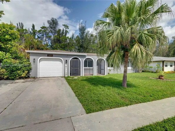 22512 Logwood Ave, Boca Raton, FL 33428