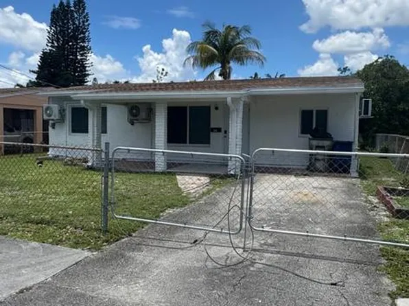 121 NW 1st Ave, Hallandale, FL 33009