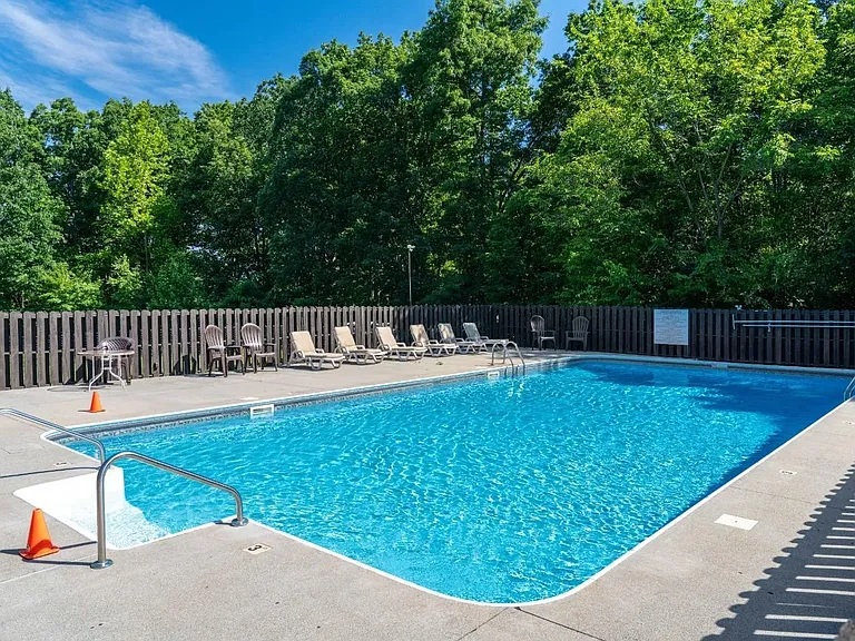 303 Barrington Way #303 — Photo 4