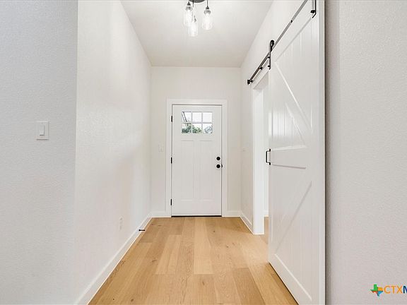 3rd image of 107 Keahi Ct