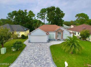 1933 Willesdon Dr W, Jacksonville, FL 32246