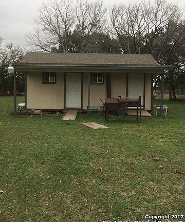 3rd image of 1580 English Hollow Dr