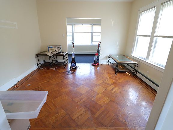 3rd image of 4724 212th St Floor 2