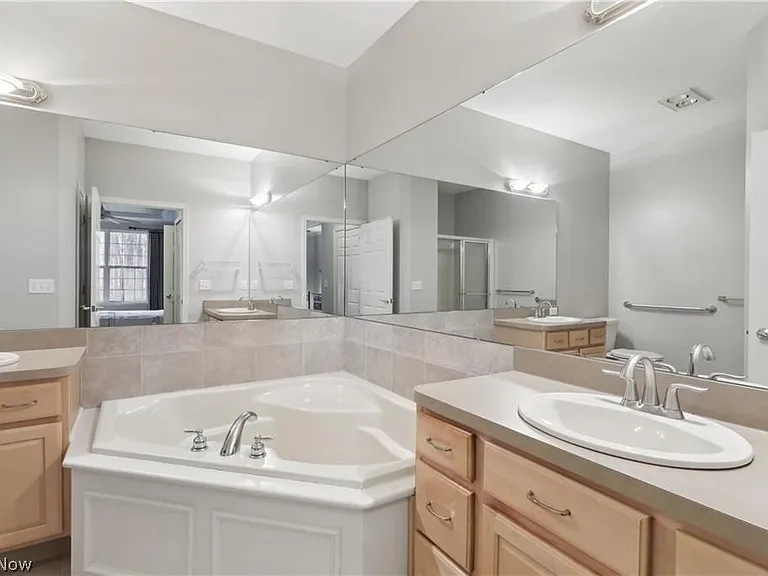2620 Wyndgate Ct — Photo 14