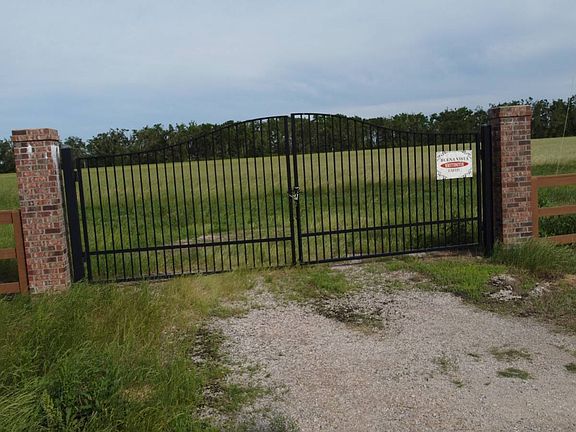 2nd image of 180 Simmons Rd