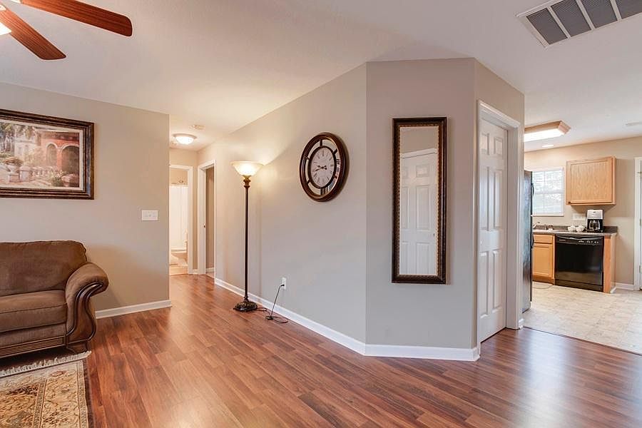1st image of 4826 Poplar Crest Way