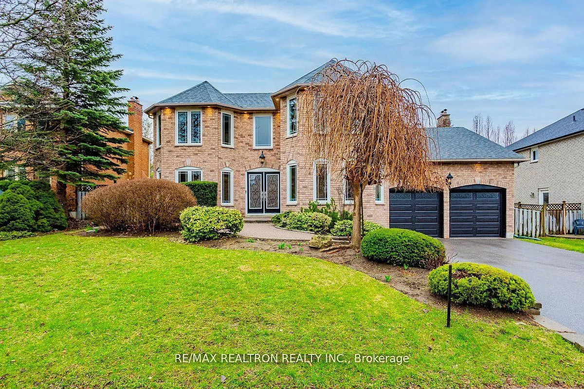 442 Mill St photo 1