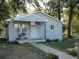 1104 SE Lime St, Topeka, KS 66607