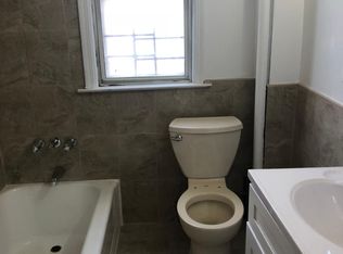 76-05 Myrtle Ave, Flushing, NY 11385