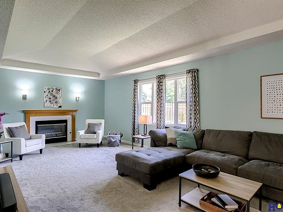 5th image of 1411 Manchester Dr