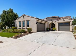 13714 Pemberley Passage Ave, Bakersfield, CA 93311