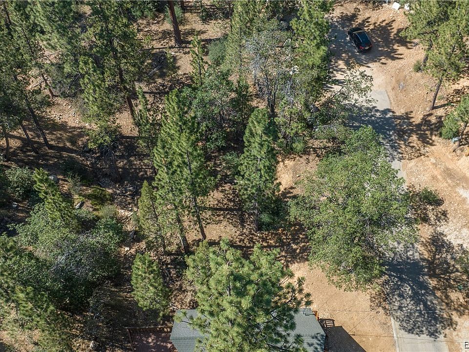 1st image of 899 Kern Ave