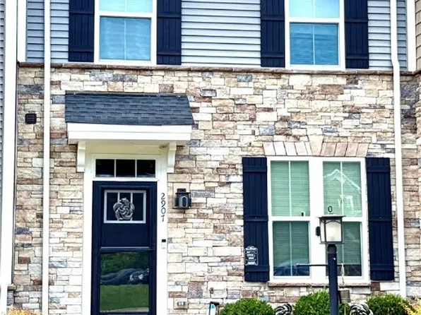2907 Grove Point Cir, Richmond, VA 23223