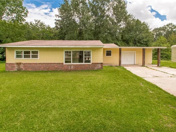 1902 Willow Rd, Bogalusa, LA 70427