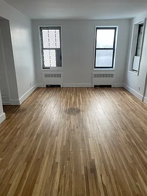 Sold by Azbel Real Estate, Inc. | media 14