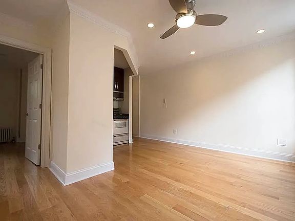 2nd image of 373 S 4th St APT 2E