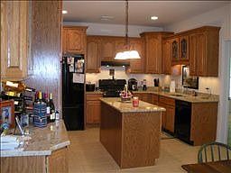 3rd image of 7 Currey Ln
