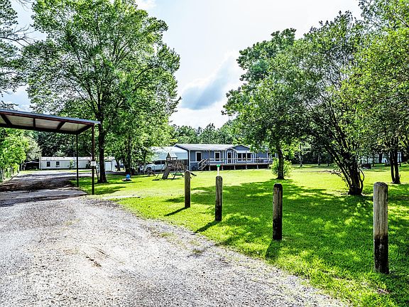 2nd image of 61 Kathryn Dr