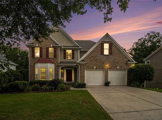 5925 Crescent Landing Dr, Cumming, GA 30040