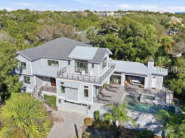 3 Driftwood Ln, Hilton Head Island, SC 29928