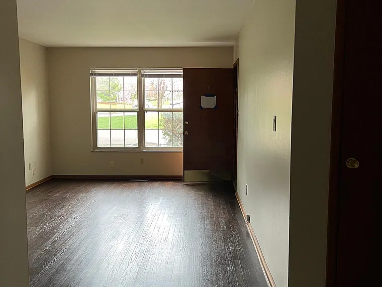 85 Georgetown Dr #C — Photo 3