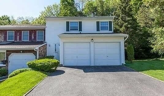 2nd image of 130 Terrace Ct