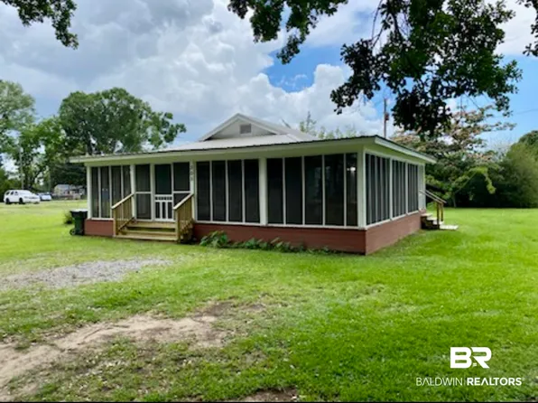 305 W Broadway St, Summerdale, AL 36580