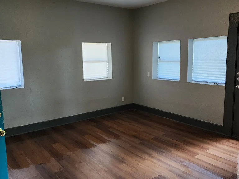 804 N Lancaster Ave #3 — Photo 8
