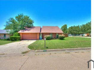1825 David Ter, Oklahoma City, OK 73141