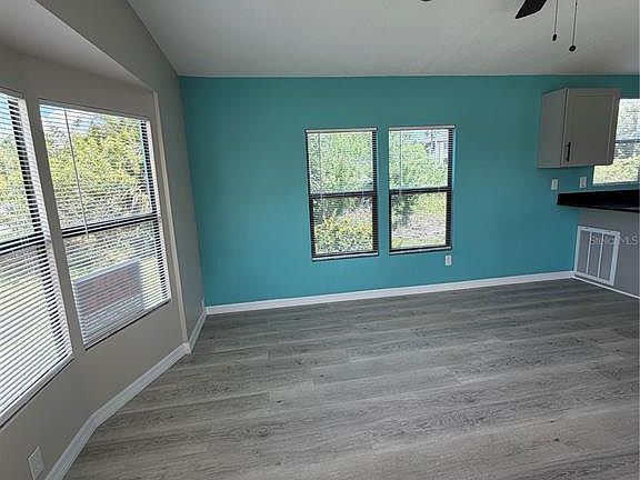 5th image of 3125 BAYBERRY AVENUE