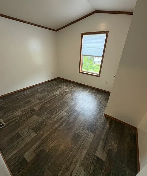220 Meriden Rd — Photo 3