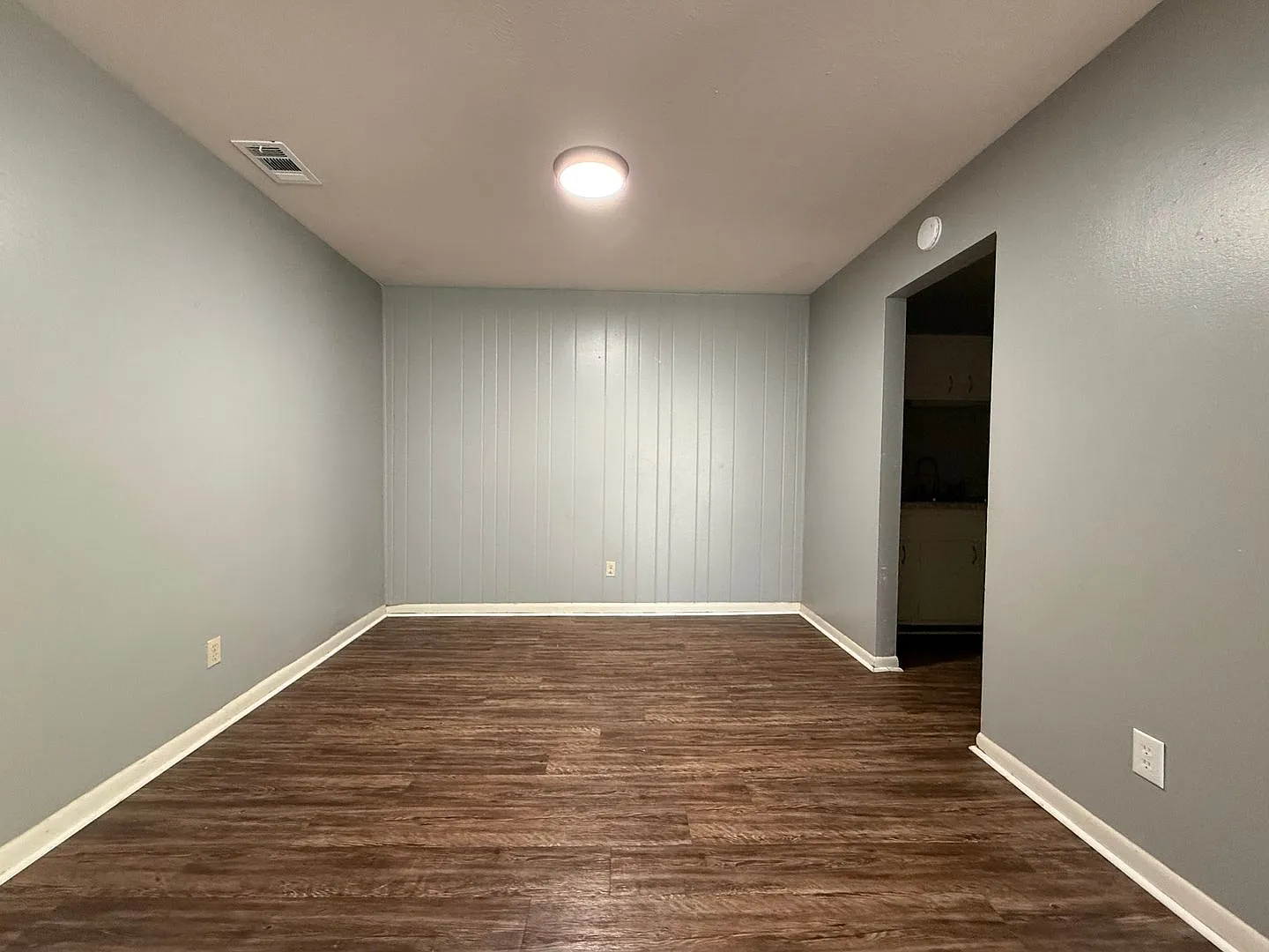Upstairs unit off Miccosukee near TMH — Photo 3