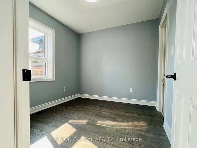 1342 Weston Rd #4 — Photo 1