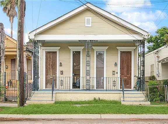 3rd image of 1123 Hillary St