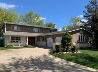 86 W King Henry Ct, Palatine, IL 60067