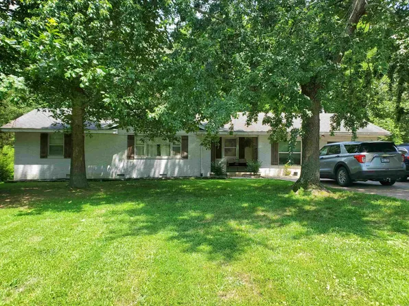 592 S 12th Ave, Piggott, AR 72454