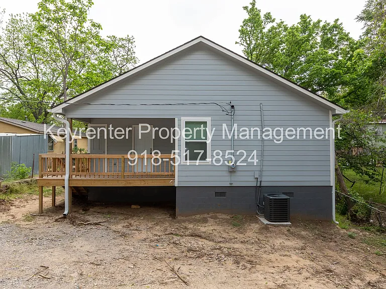 808 N Franklin Ave — Photo 38