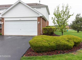 933 Foxwood Ct, New Lenox, IL 60451
