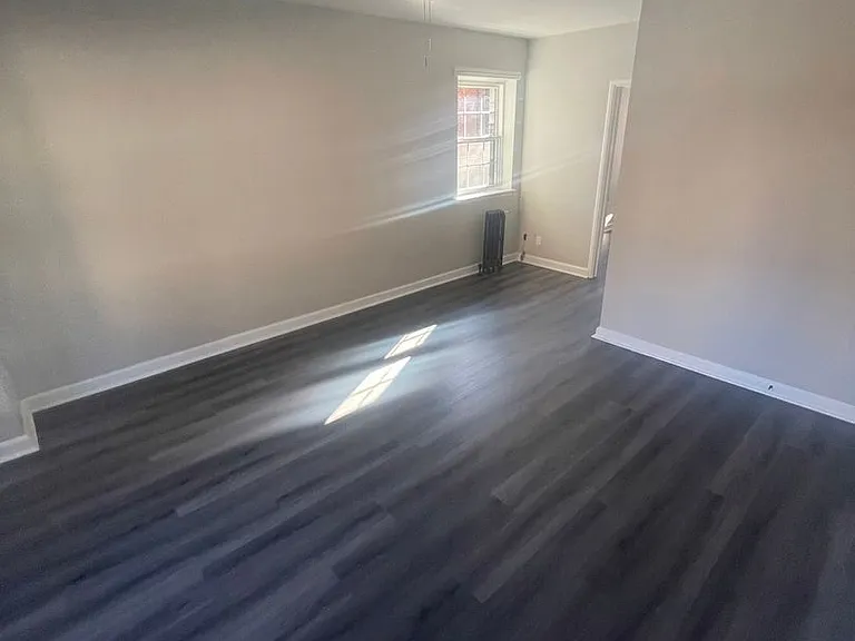775 E. Broad St — Photo 98