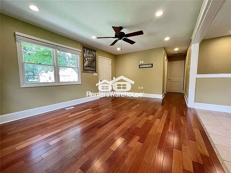 5810 Francis Ave — Photo 9