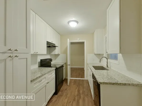 2405 Pomona Dr, Pasadena, TX 77506