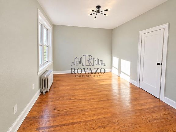 3rd image of 404 Union Ave #204