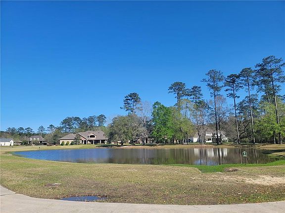 3rd image of 316 Heritage Oaks Dr