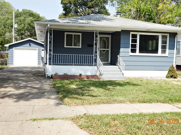 418 E 13th St, Grand Island, NE 68801