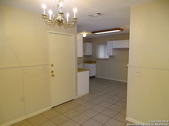 4th image of 9131 Sundown Dr