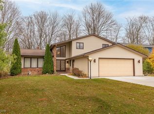 5113 Lansdowne Dr, Solon, OH 44139