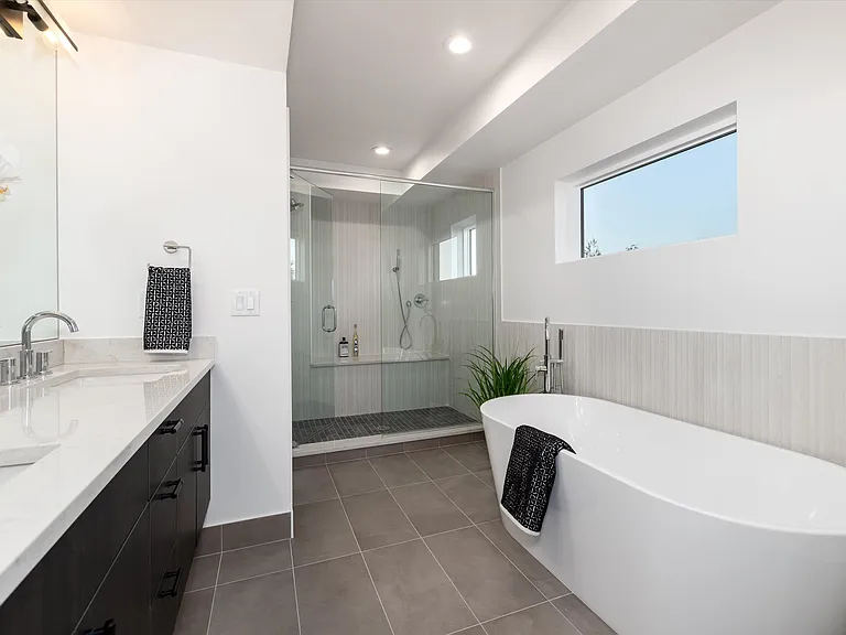 2088 Eliot St — Photo 21