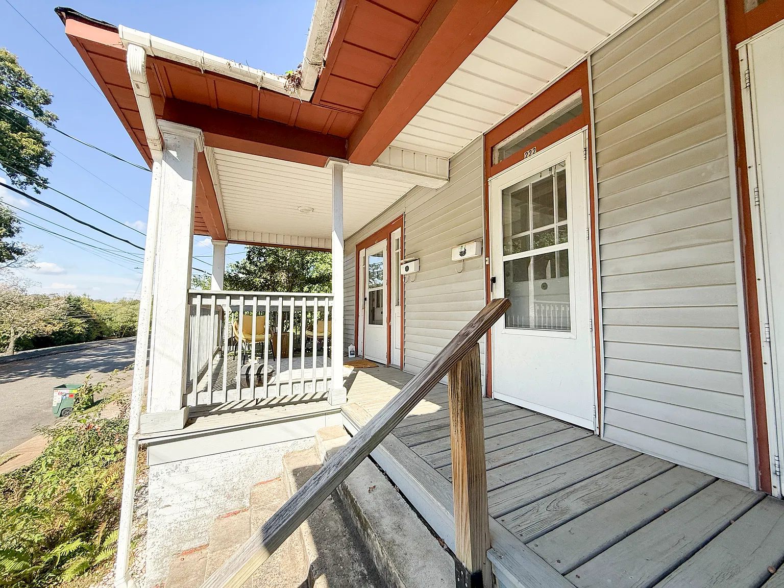 2 bed, 1400 sqft, $1,350 — Photo 3
