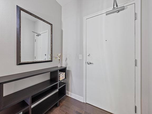 5th image of 825 N 4th St Unit 202