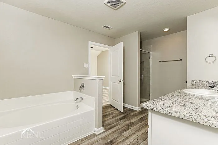 2815 Praline Ferry — Photo 10